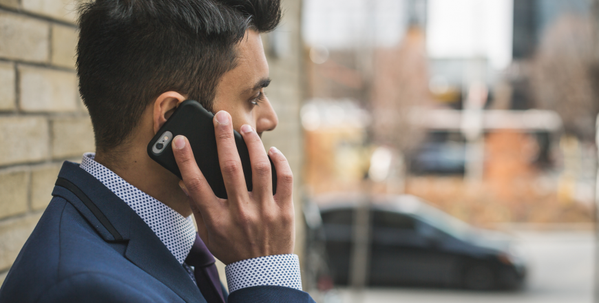 Customer making an international call enabled by LTE technology