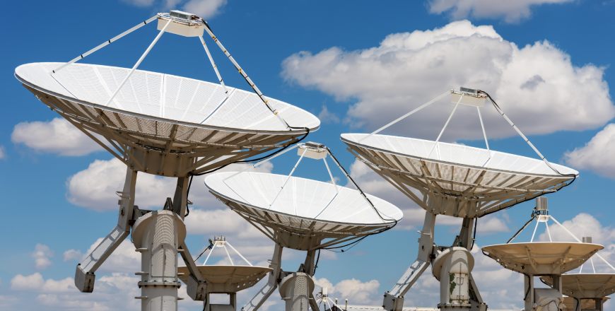 A group of satellite dishes